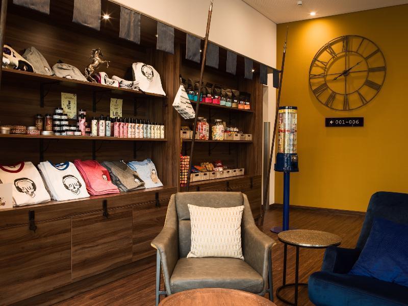- The Niu, Saddle By Ihg