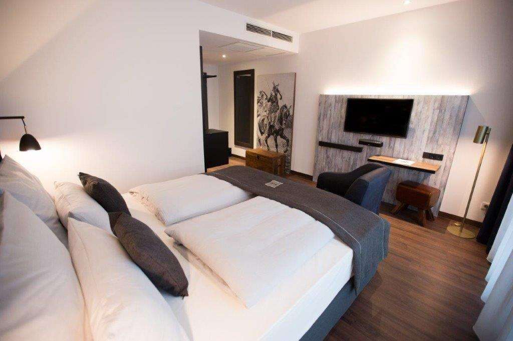 - The Niu, Saddle By Ihg Hotel Fürth